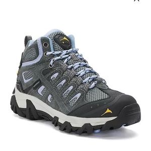 Pacific mountain Blackburn mid